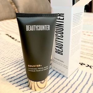 Beautycounter charcoal facial mask 🖤